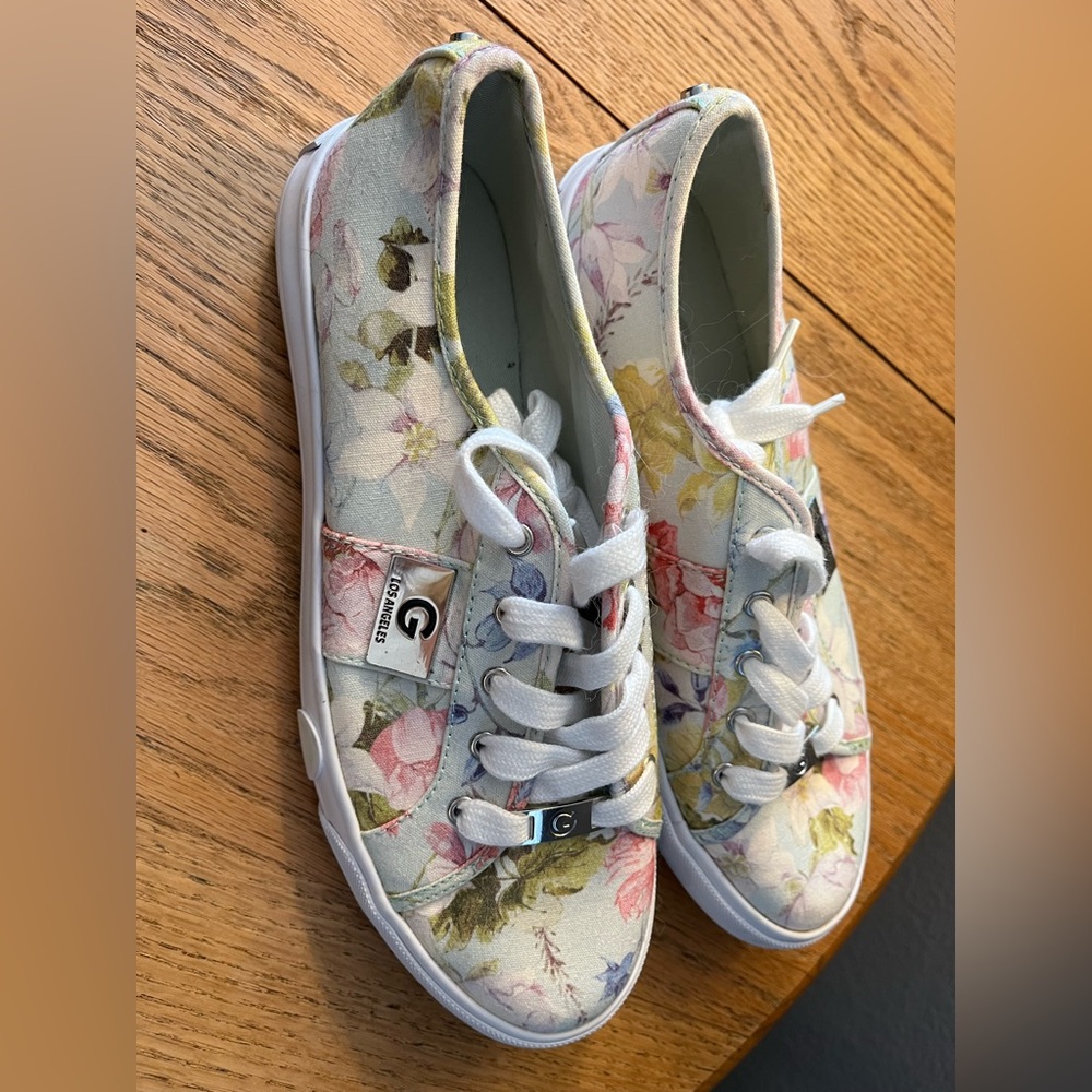 G by Guess Floral Canvas Lace-Up Sneakers in White, Pink, Blue, Yellow, Green